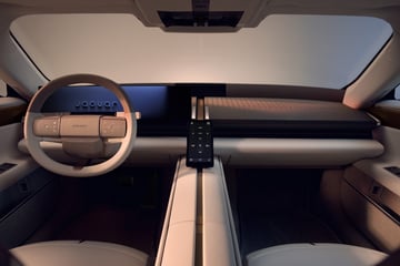 Eindelijk voor het echie: Jaguar toont interieur Type 01 ...