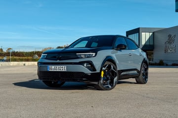 Review – Opel Mokka GSE (2025), is hij echt zo sensationeel? ...