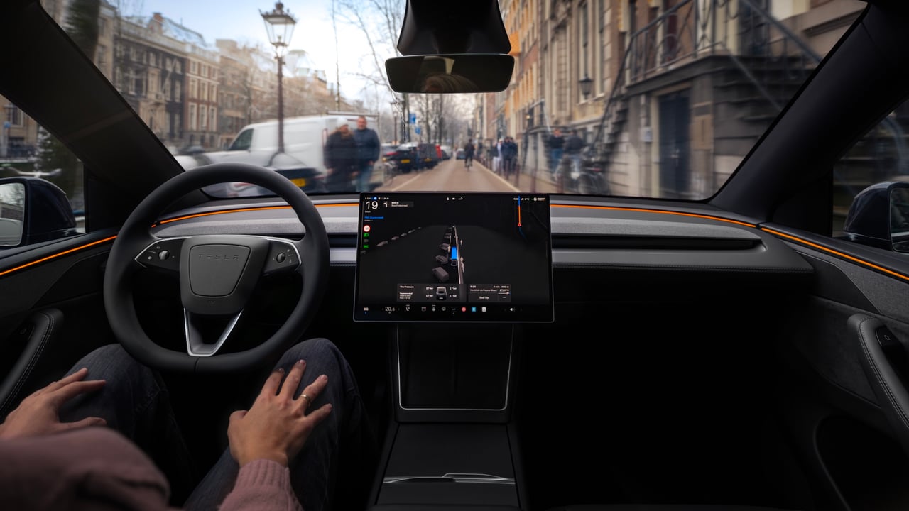 Tesla - FSD (Supervised) Europe