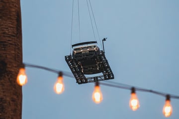 Geen grap: deze supercar werd in de lucht geveild ...