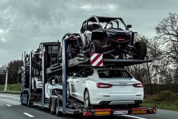 Polaris RZR en Maserati Quattroporte