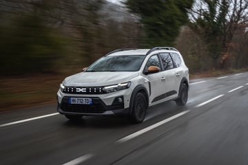 Dacia Jogger Hybrid 155 (2026)