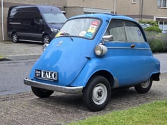 Gespot: een BMW Isetta uit 1961 ...