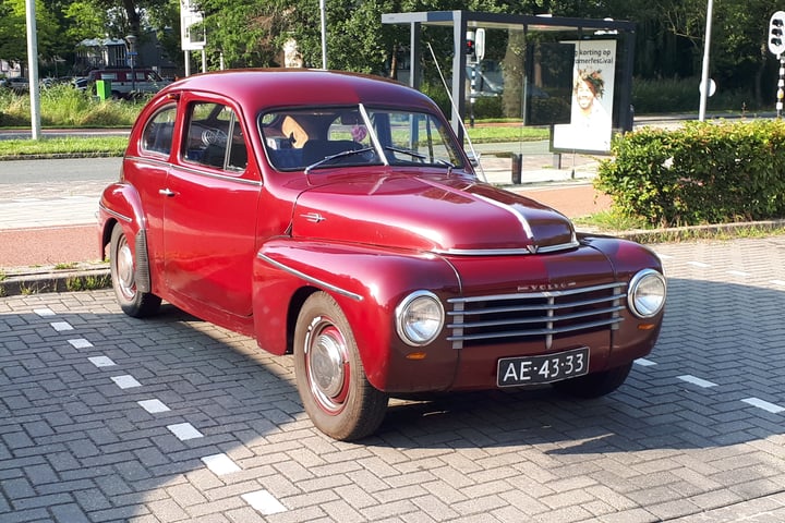 Gespot: een Volvo PV444 uit 1953 ...