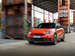 Abarth 600e Competizione 2026