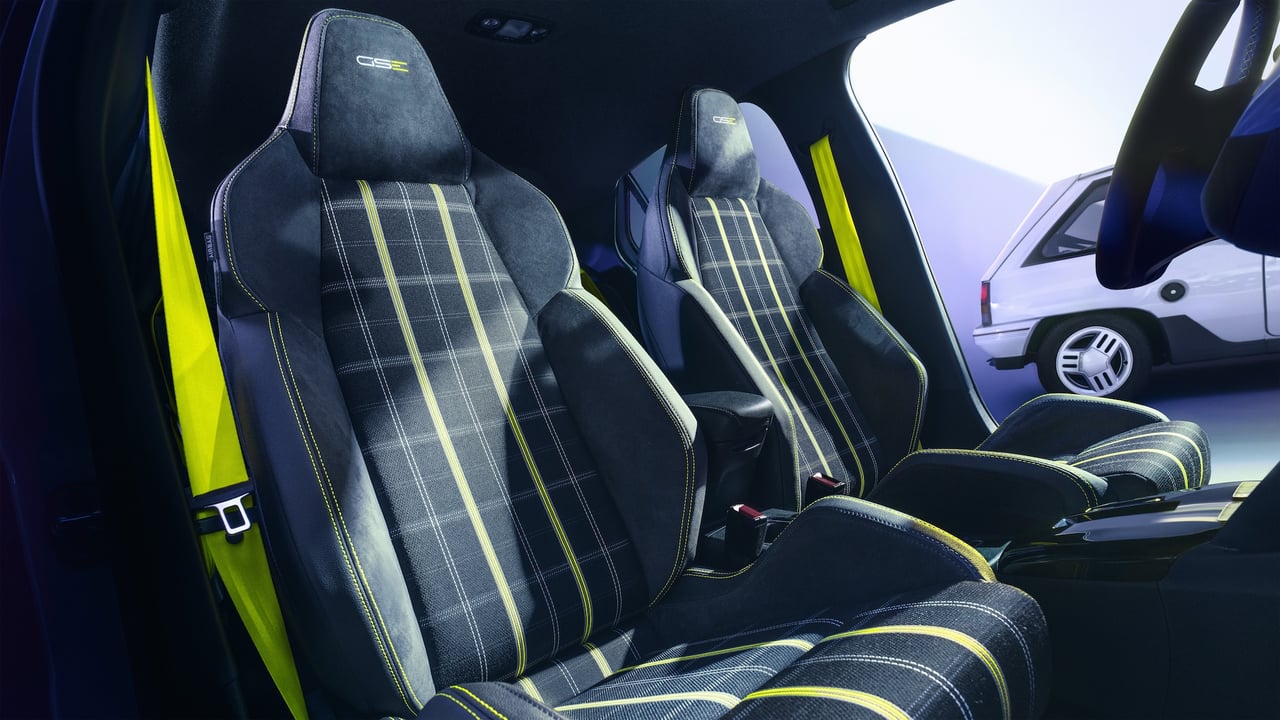 Coole sportstoelen in de Opel Corsa GSE