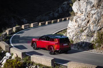 Toyota RAV4 Plug-in Hybrid 2026