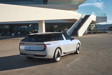 Achterkant van de Skoda Vision O: de Skoda Octavia van de toekomst