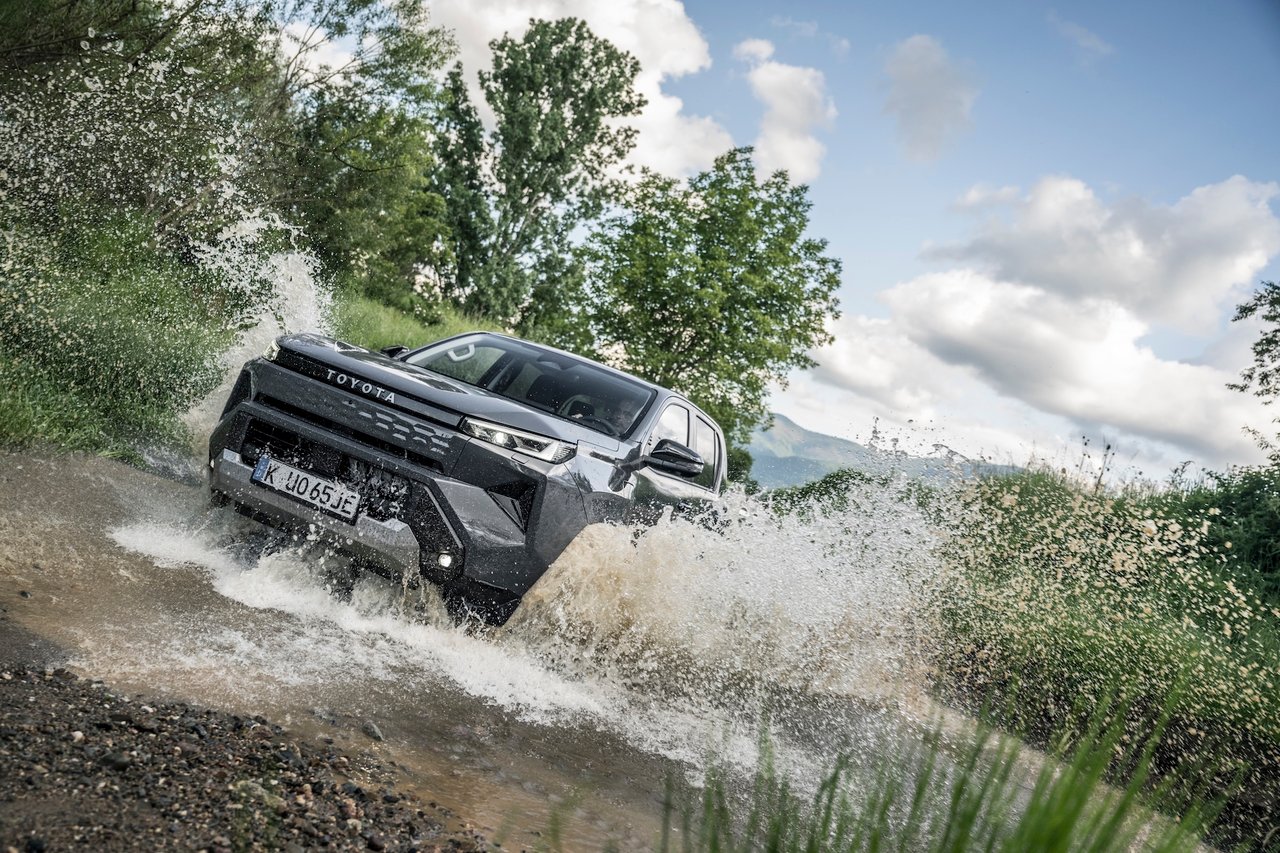 Toyota Hilux Electric