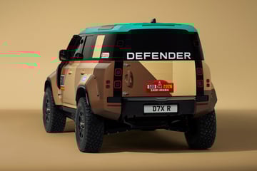Land Rover Defender Dakar D7XR