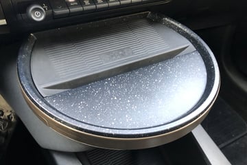 Review – Lancia Ypsilon Electric (2025) ...