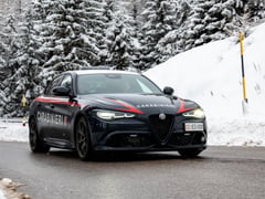 Alfa Romeo viert jubileum in samenwerking met… politie ...