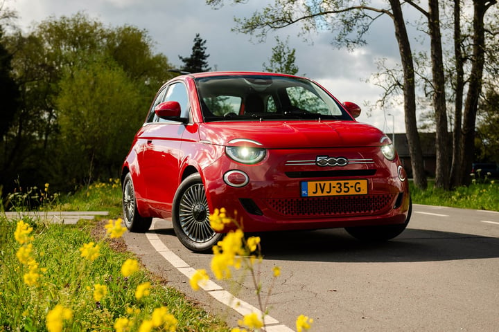 Review – Fiat 500 1.0 Hybrid Torino (2026) ...
