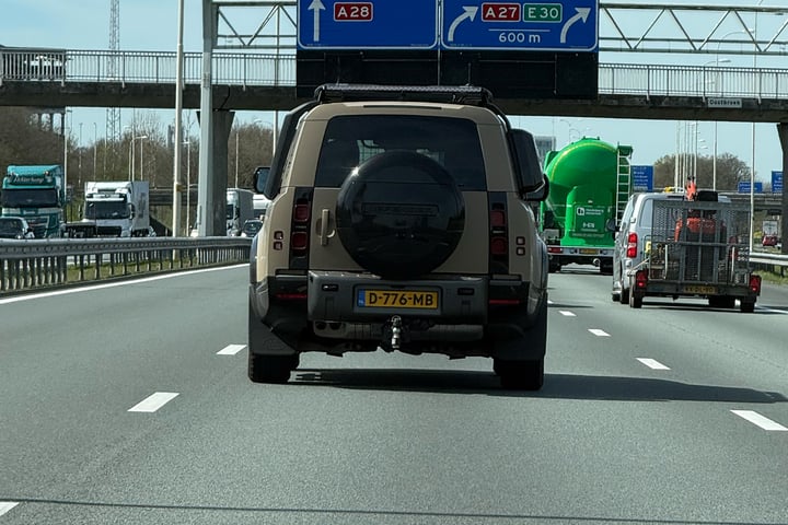 Een autokenteken beginnend met een D, hoe zit dat? ...