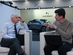 AutoRAI.nl-journalist Bart Oostvogels in gesprek met Xavier Peugeot, CEO van DS Automobiles