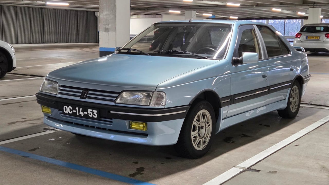 Gespot: een als nieuwe Peugeot 405 ...