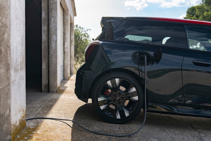 Wereldwijde EV-verkopen dalen 11%, maar fabrikanten ontdekken verrassend alterna ...