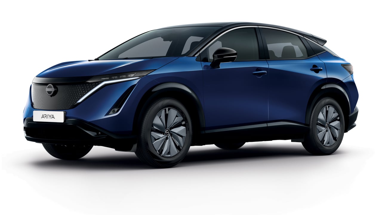 digital retouch:
www.pixoleb.com ...