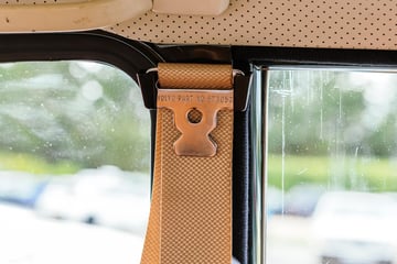 Deze veiligheidsvoorziening in auto’s bestaat 70 jaar ...