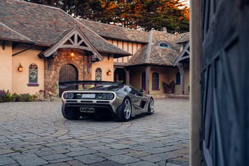 Geen grap: deze supercar werd in de lucht geveild ...